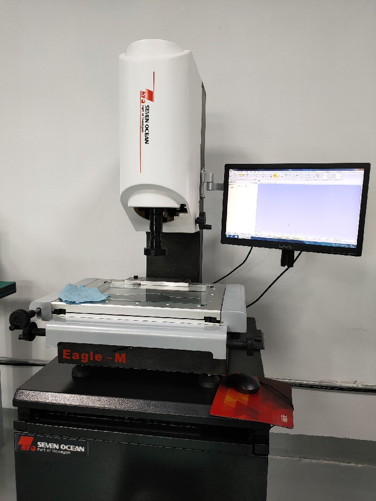 2-220215094UXS.jpg